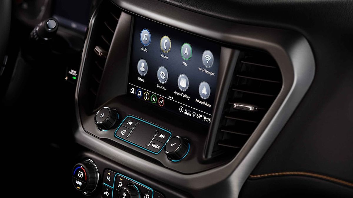 Closeup on the Infotainment System of the New GMC Acadia